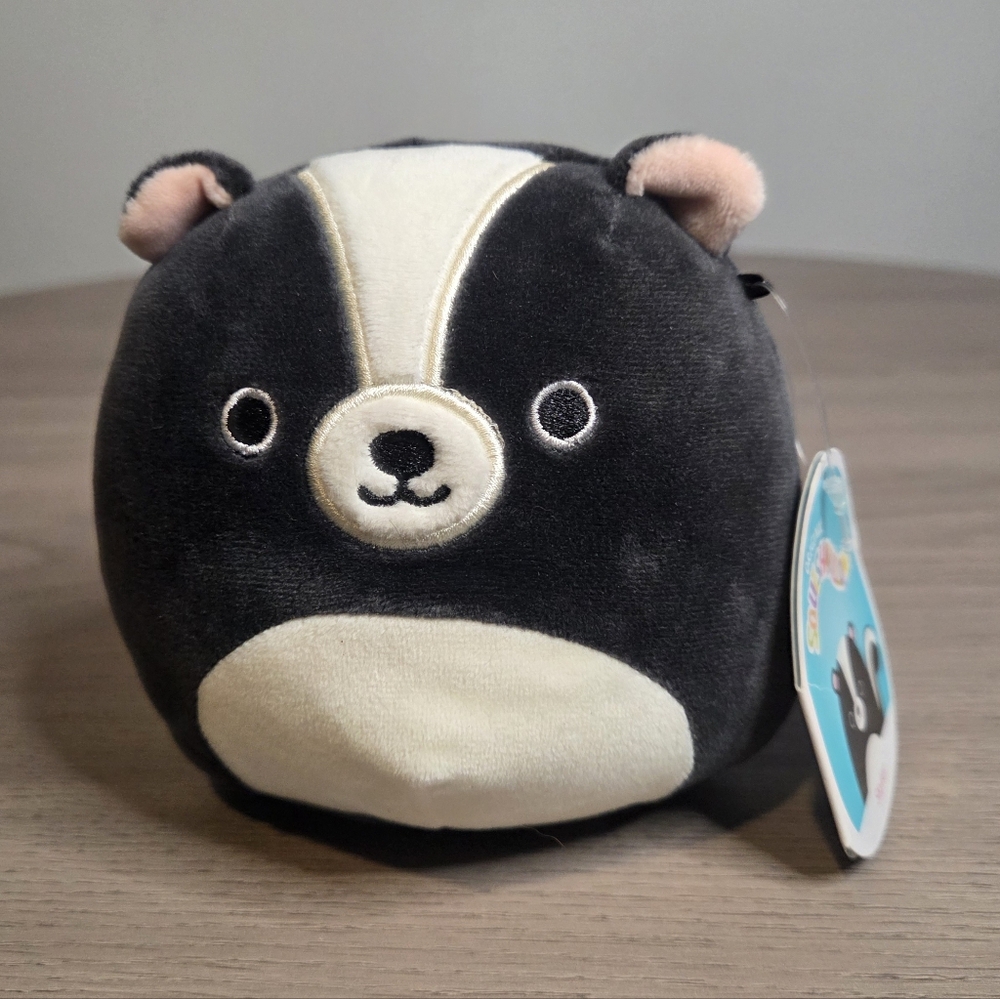 NWT Squishmallows 5-Inch Skyler the Skunk Plush Toy Official Kellytoy